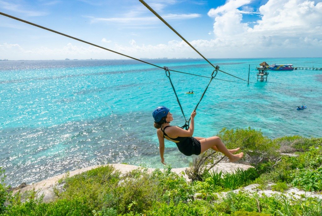 Garrafon Park Isla Mujeres Ziplining